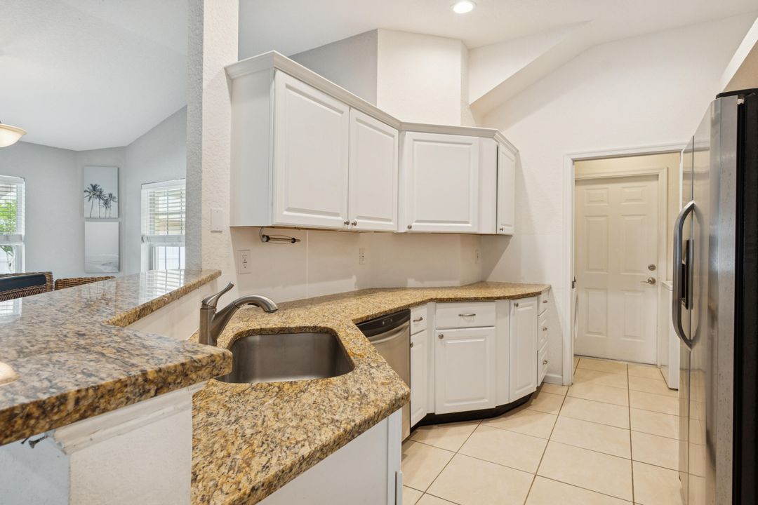 На продажу: $529,000 (3 спален, 2 ванн, 1270 Квадратных фут)