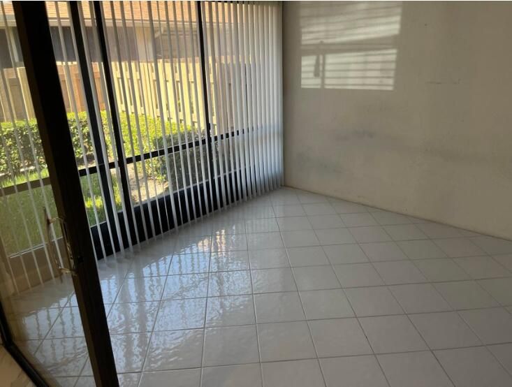 For Rent: $2,750 (2 beds, 2 baths, 1148 Square Feet)