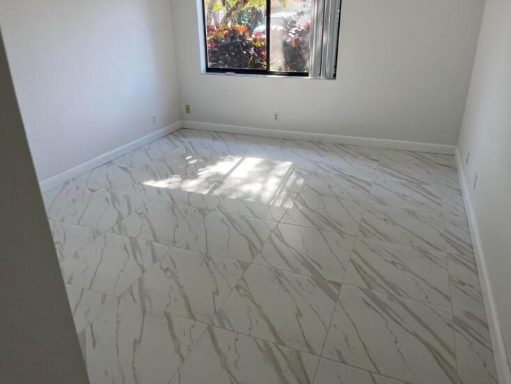 For Rent: $2,750 (2 beds, 2 baths, 1148 Square Feet)