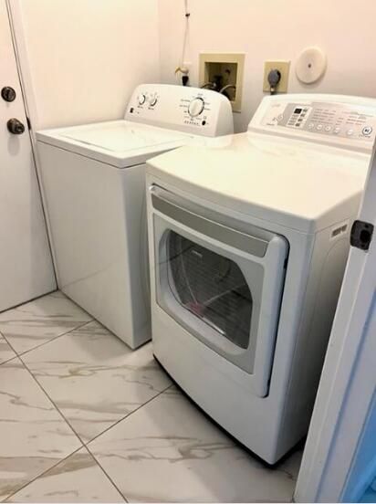 For Rent: $2,750 (2 beds, 2 baths, 1148 Square Feet)