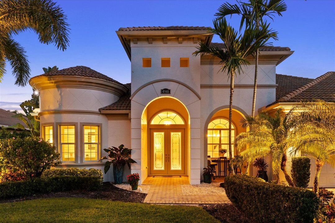 For Sale: $929,888 (3 beds, 3 baths, 2898 Square Feet)