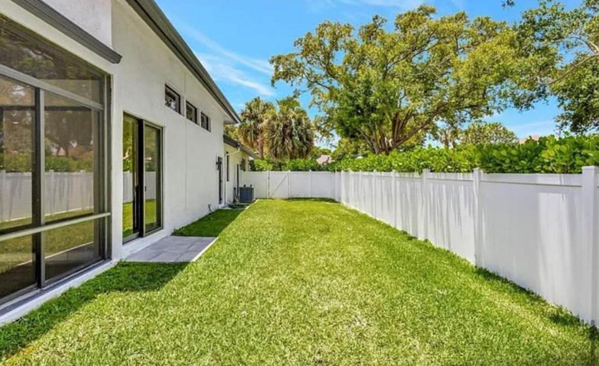 For Rent: $25,000 (4 beds, 4 baths, 3170 Square Feet)