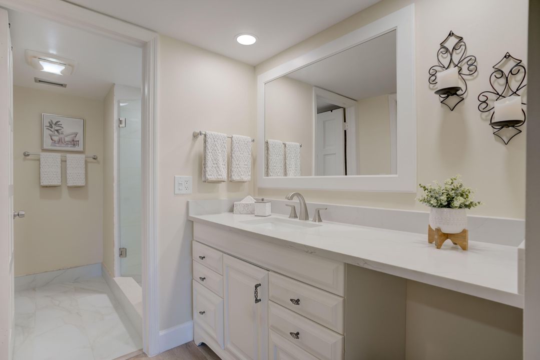 На продажу: $429,000 (2 спален, 2 ванн, 1240 Квадратных фут)