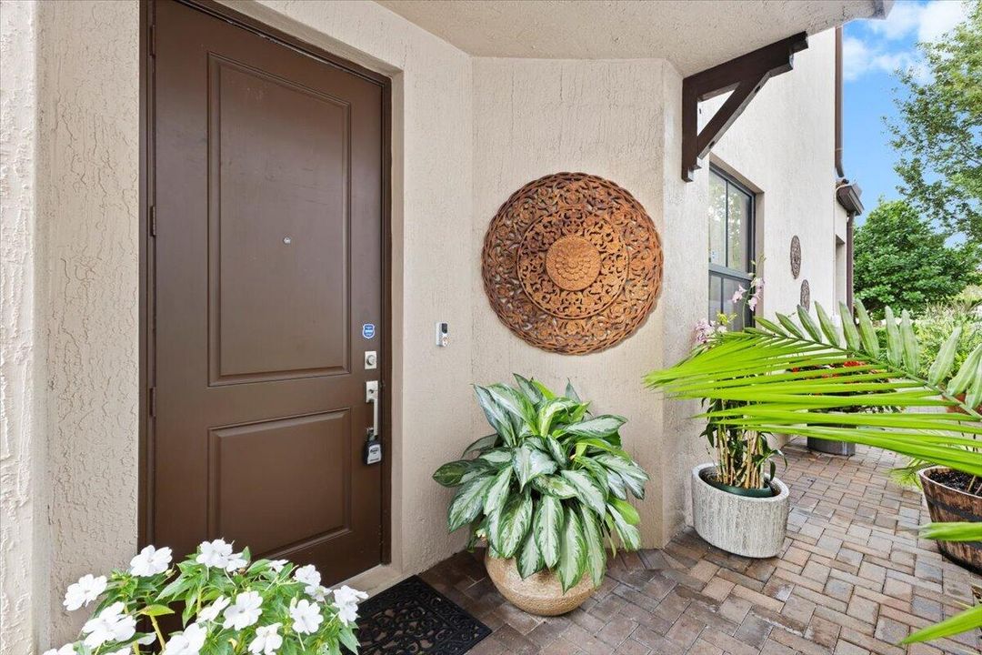 For Sale: $539,900 (4 beds, 3 baths, 2161 Square Feet)