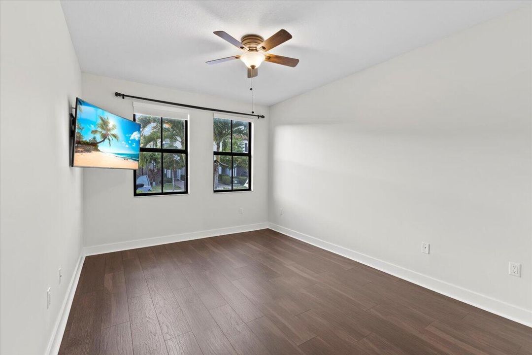 For Sale: $539,900 (4 beds, 3 baths, 2161 Square Feet)