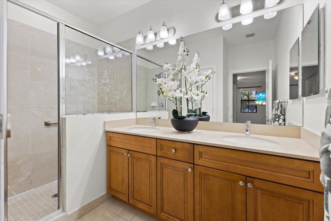 For Sale: $539,900 (4 beds, 3 baths, 2161 Square Feet)