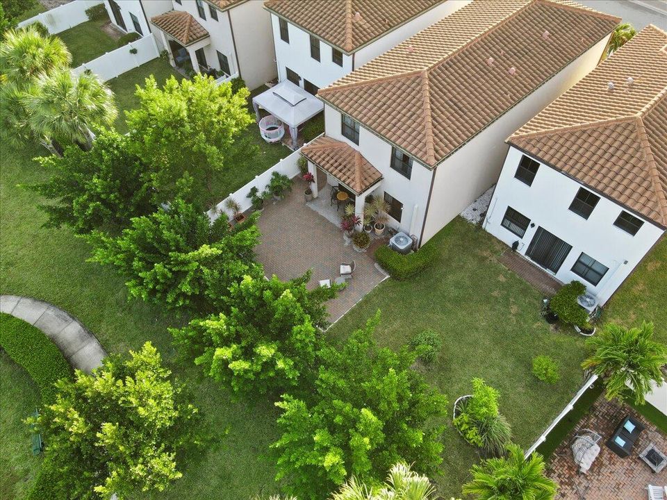 For Sale: $539,900 (4 beds, 3 baths, 2161 Square Feet)