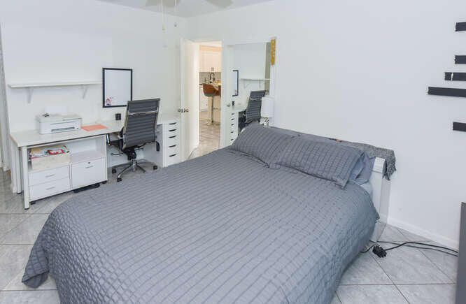 For Rent: $2,950 (2 beds, 2 baths, 1092 Square Feet)