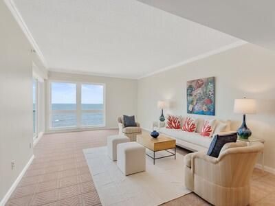 For Sale: $799,000 (2 beds, 2 baths, 1980 Square Feet)