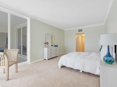 For Sale: $799,000 (2 beds, 2 baths, 1980 Square Feet)