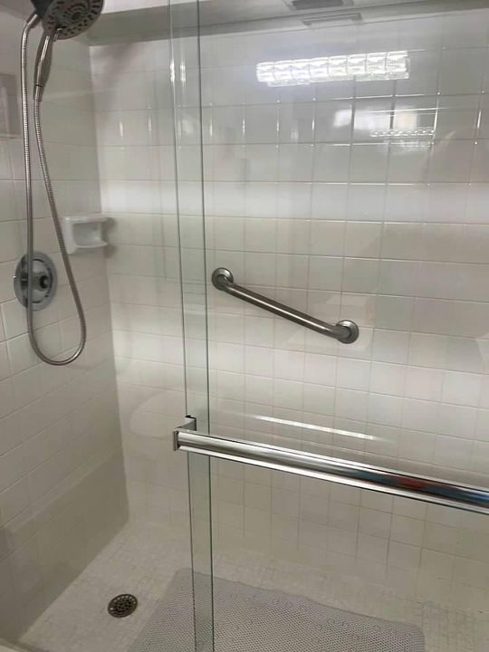 For Rent: $2,995 (2 beds, 2 baths, 1060 Square Feet)