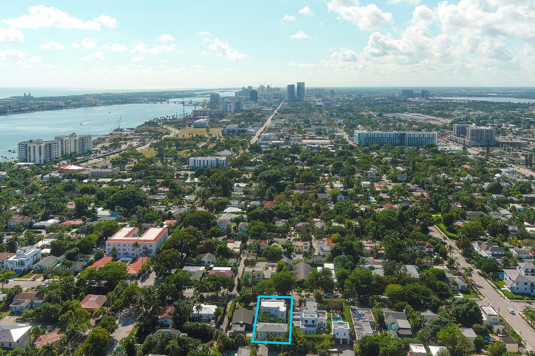 待售: $2,000,000 (0 贝兹, 0 浴室, 3905 平方英尺)