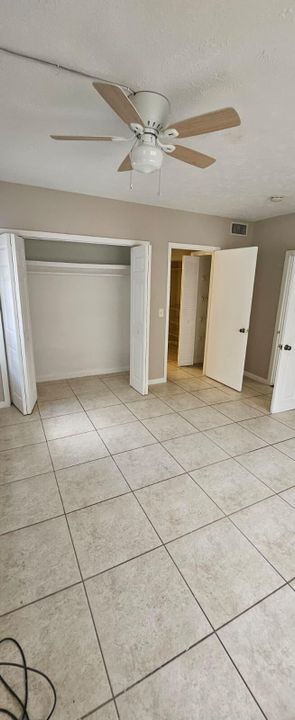 For Rent: $2,300 (4 beds, 2 baths, 1298 Square Feet)