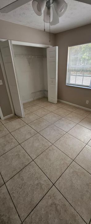 For Rent: $2,300 (4 beds, 2 baths, 1298 Square Feet)