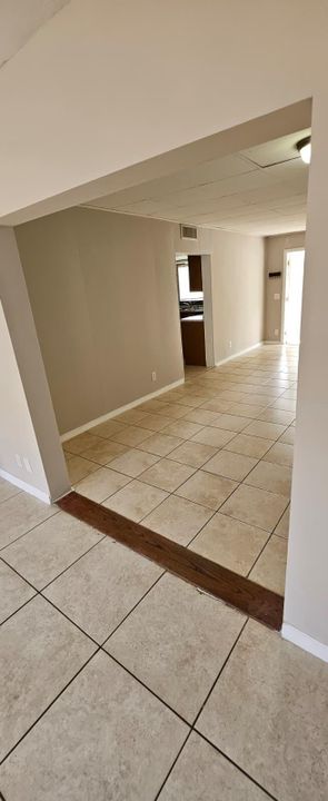 For Rent: $2,300 (4 beds, 2 baths, 1298 Square Feet)