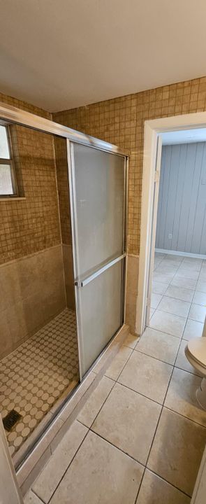 For Rent: $2,300 (4 beds, 2 baths, 1298 Square Feet)