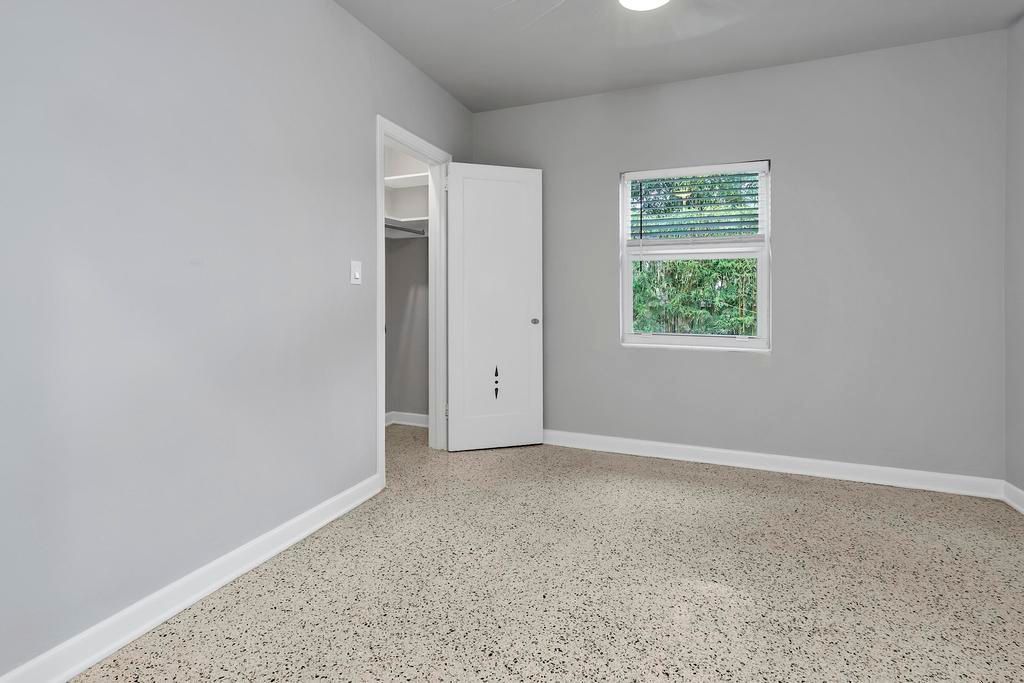 出租: $1,850 (1 贝兹, 1 浴室, 576 平方英尺)