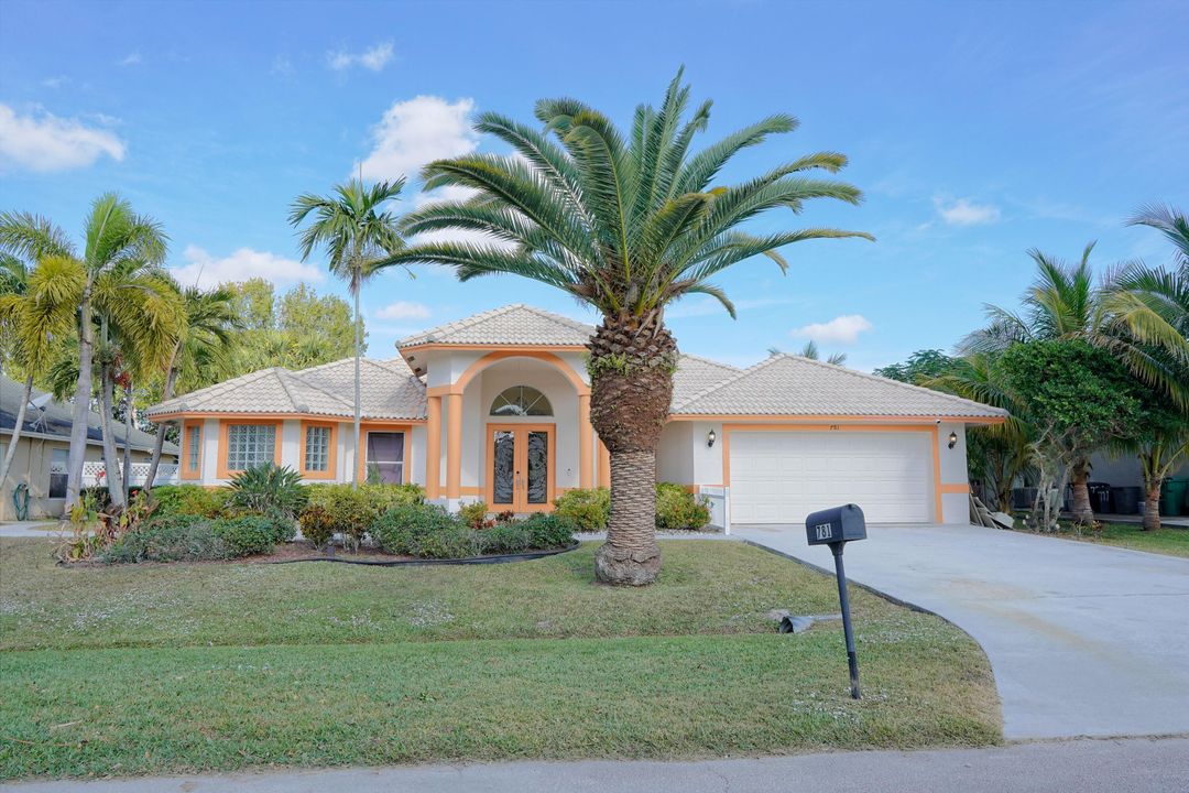 For Rent: $3,600 (5 beds, 3 baths, 2595 Square Feet)