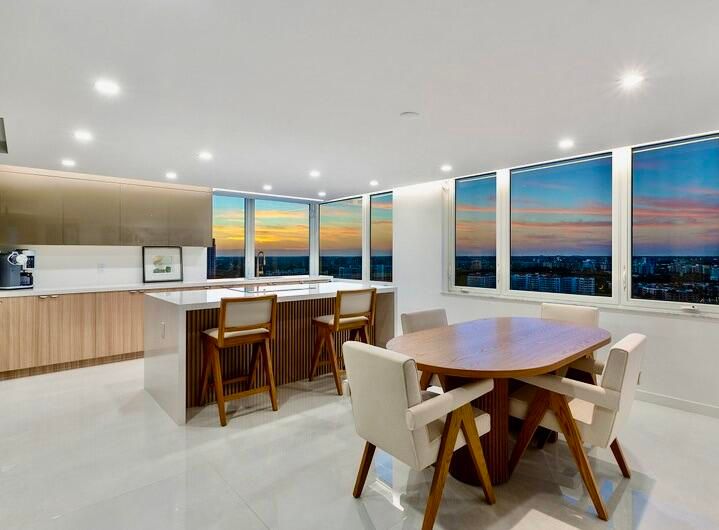 For Sale: $2,495,000 (2 beds, 2 baths, 1488 Square Feet)