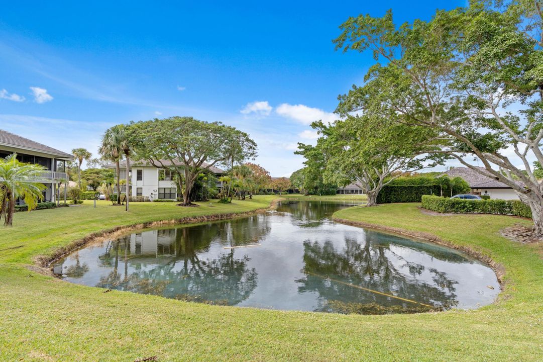 For Sale: $680,000 (2 beds, 2 baths, 1350 Square Feet)