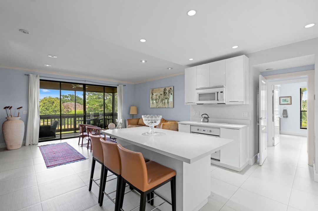 For Sale: $680,000 (2 beds, 2 baths, 1350 Square Feet)