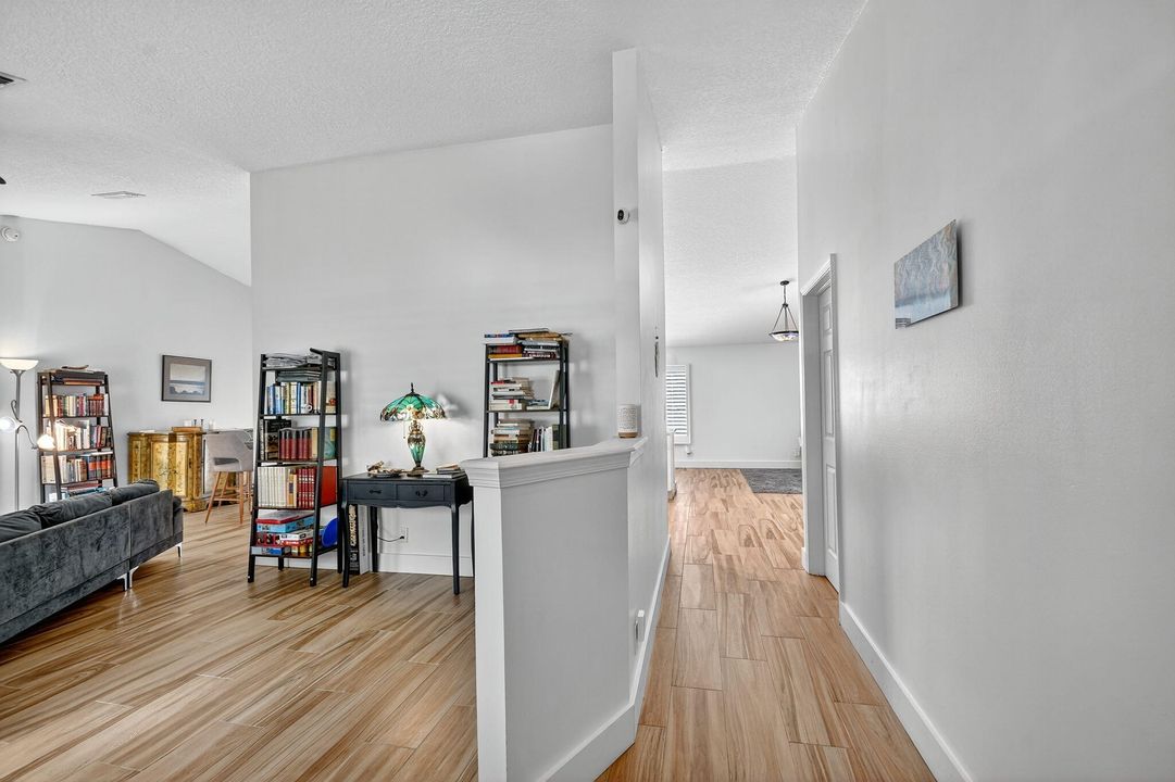 En Venta: $750,000 (3 camas, 2 baños, 1998 Pies cuadrados)