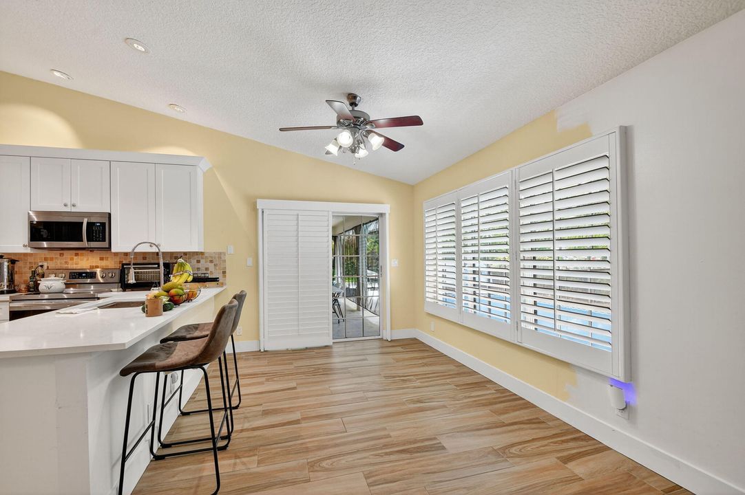 En Venta: $750,000 (3 camas, 2 baños, 1998 Pies cuadrados)