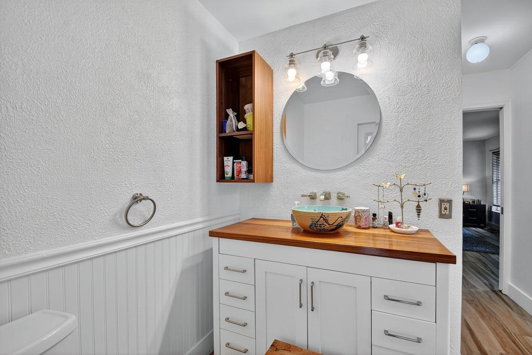 En Venta: $750,000 (3 camas, 2 baños, 1998 Pies cuadrados)