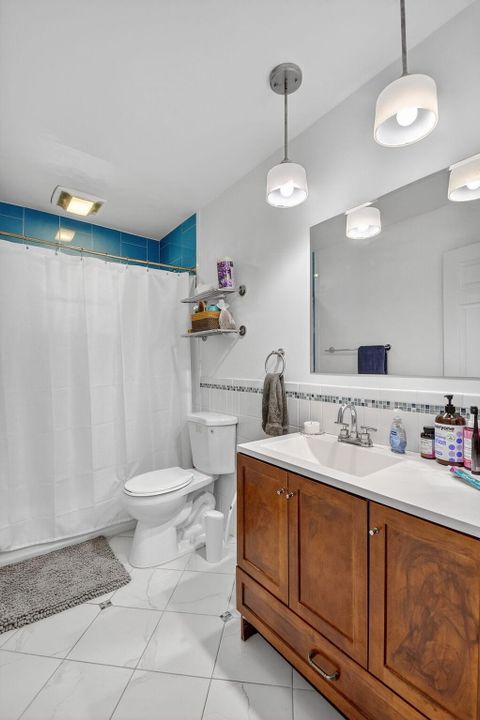 En Venta: $750,000 (3 camas, 2 baños, 1998 Pies cuadrados)