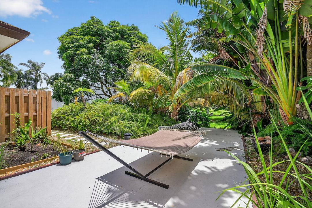 En Venta: $750,000 (3 camas, 2 baños, 1998 Pies cuadrados)