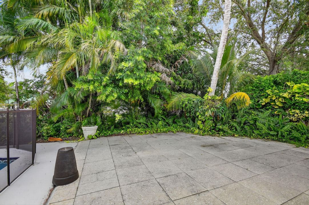 En Venta: $750,000 (3 camas, 2 baños, 1998 Pies cuadrados)