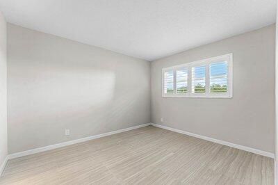 For Rent: $2,500 (2 beds, 2 baths, 963 Square Feet)