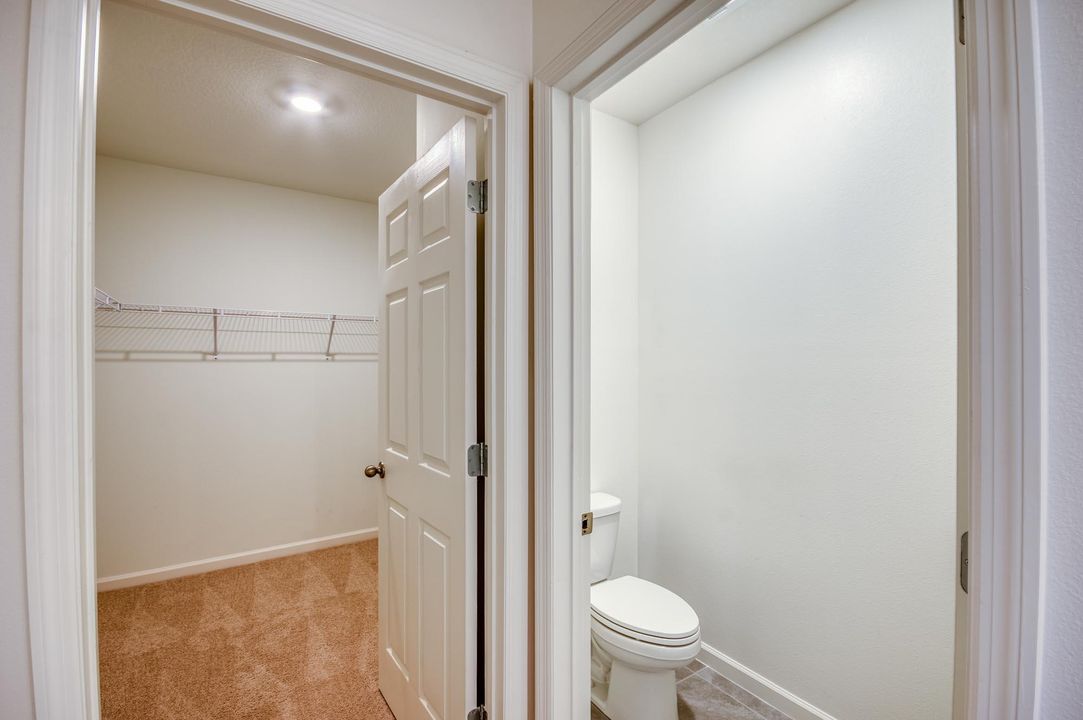 На продажу: $499,000 (4 спален, 2 ванн, 1828 Квадратных фут)