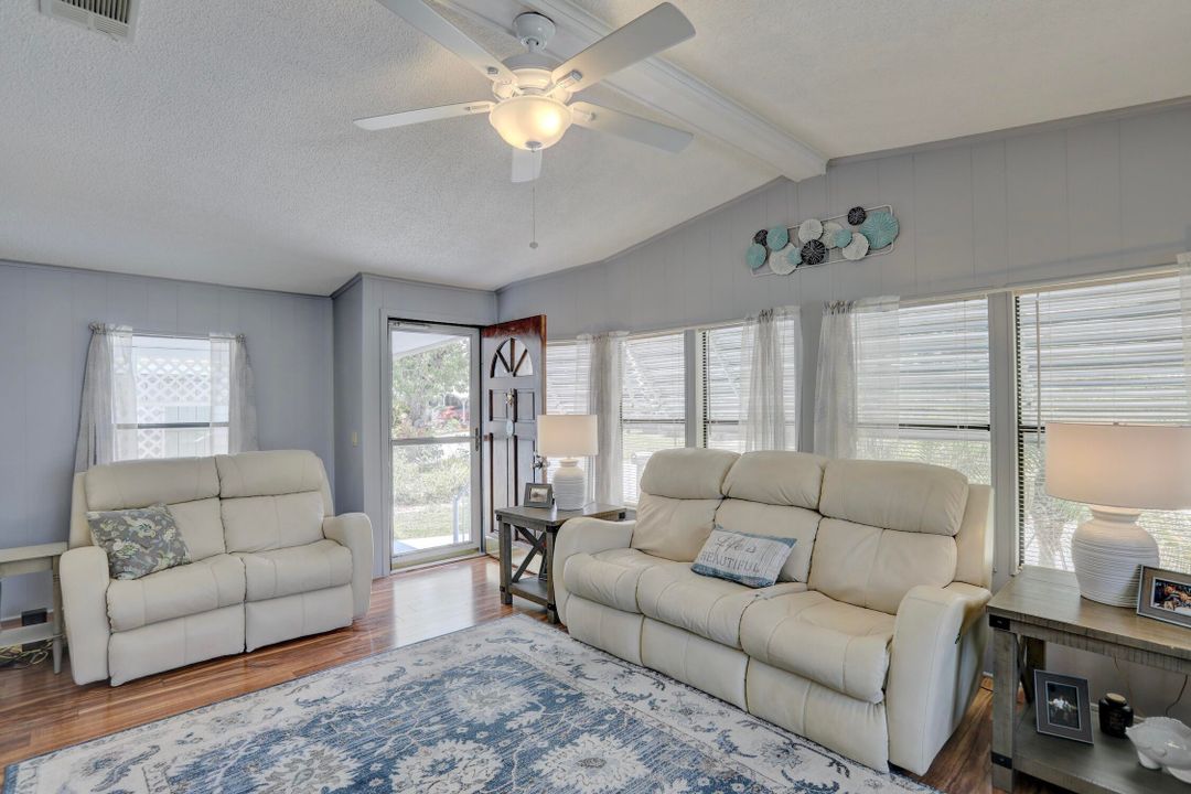 For Sale: $179,000 (2 beds, 2 baths, 1447 Square Feet)