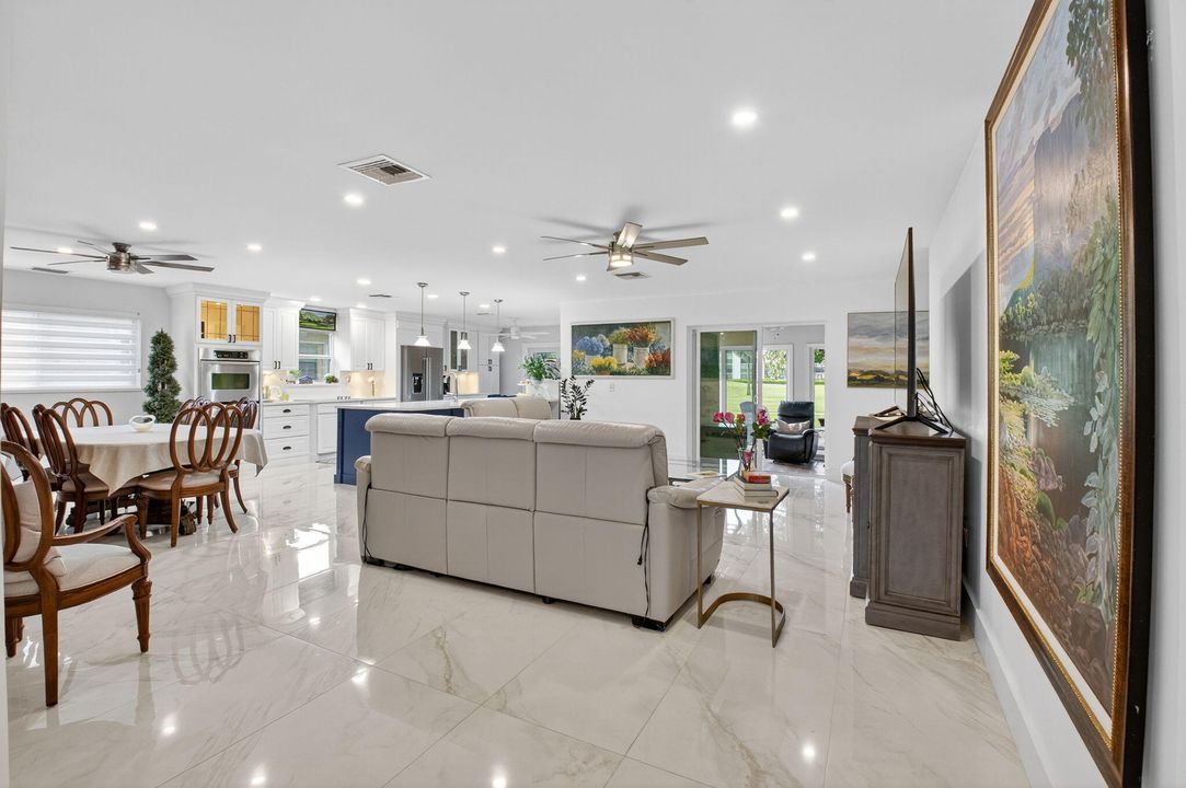 待售: $724,500 (3 贝兹, 2 浴室, 2229 平方英尺)