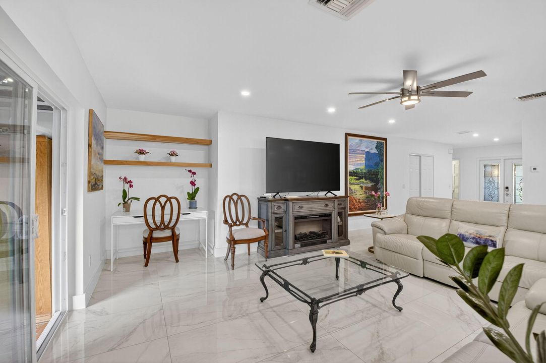 待售: $724,500 (3 贝兹, 2 浴室, 2229 平方英尺)