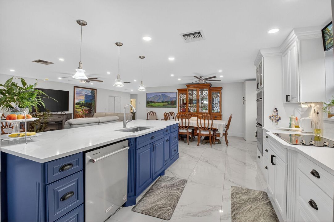 待售: $724,500 (3 贝兹, 2 浴室, 2229 平方英尺)