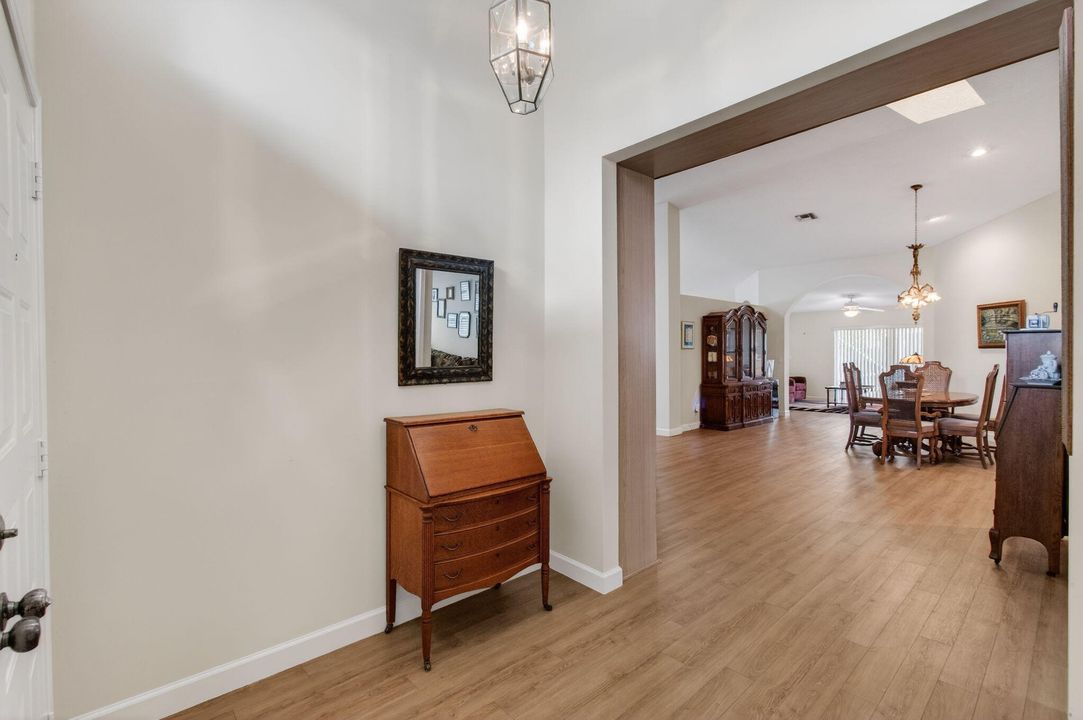 For Sale: $518,000 (3 beds, 2 baths, 2073 Square Feet)