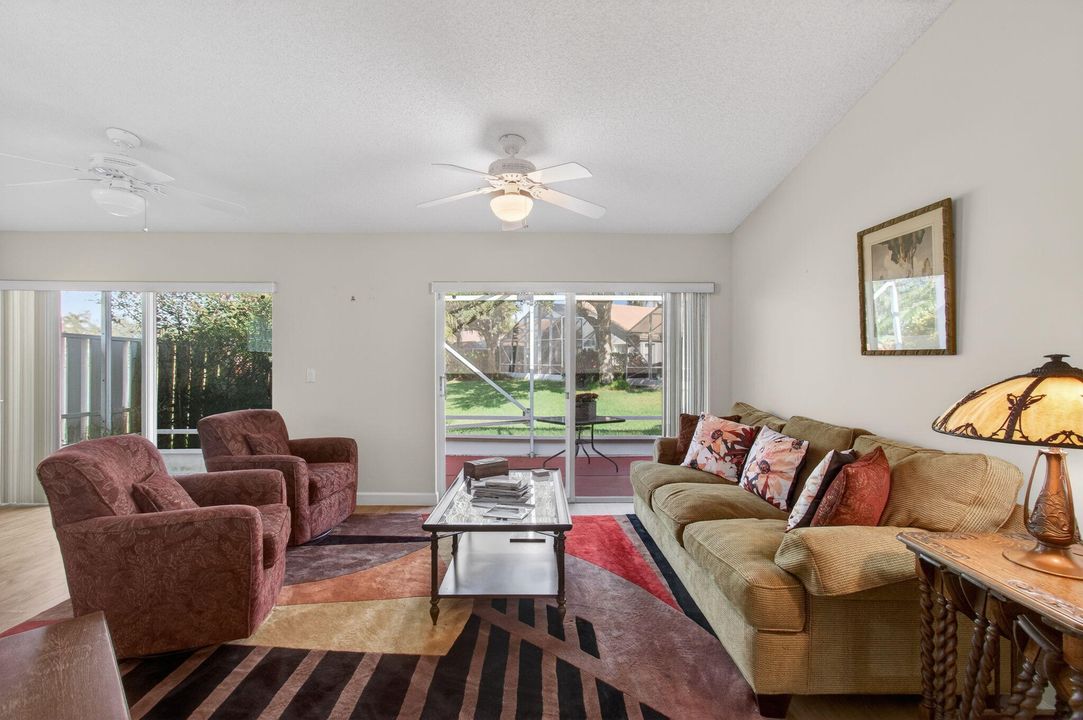 For Sale: $518,000 (3 beds, 2 baths, 2073 Square Feet)