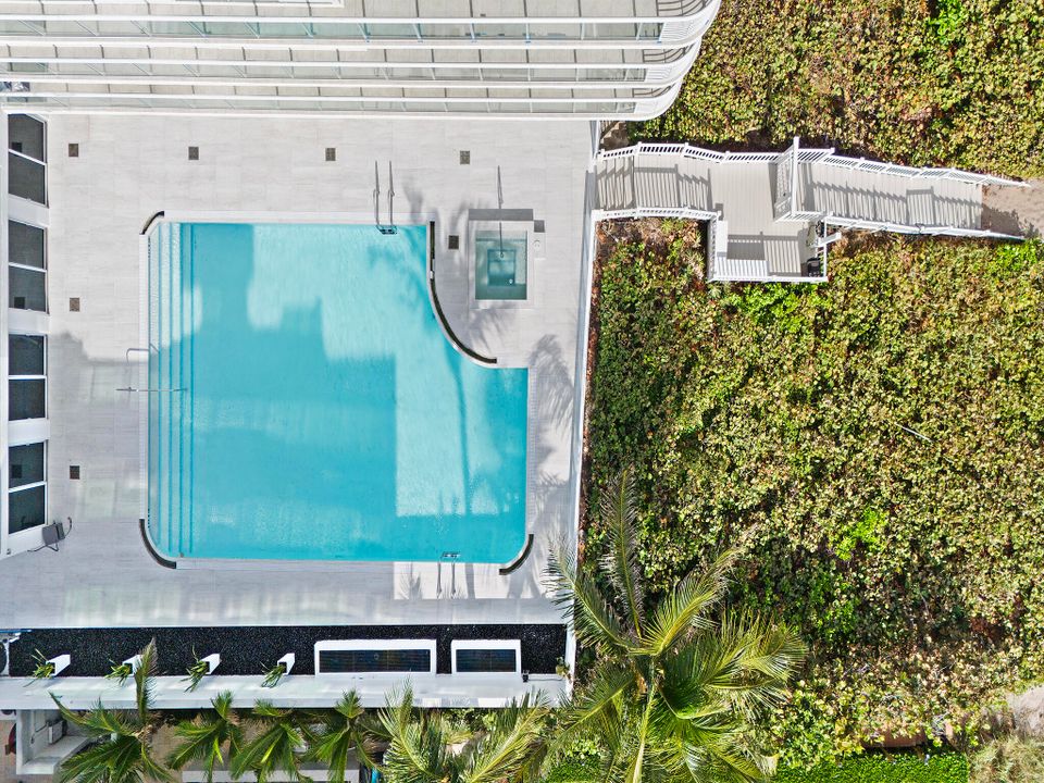 For Sale: $3,795,000 (3 beds, 3 baths, 2659 Square Feet)