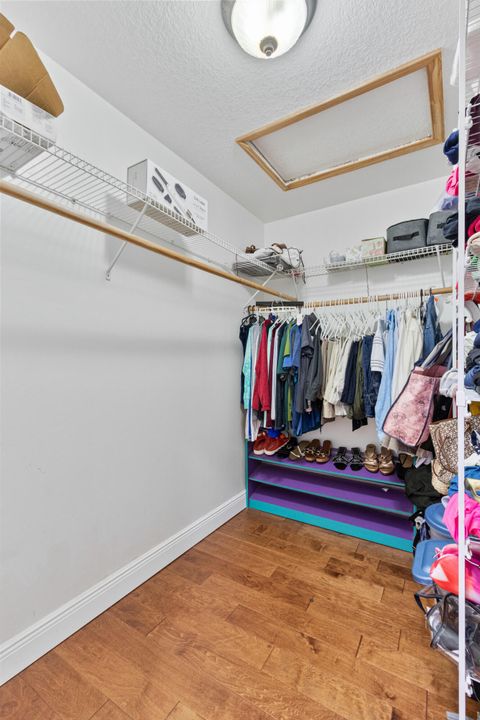 En Renta: $3,800 (4 camas, 3 baños, 2903 Pies cuadrados)