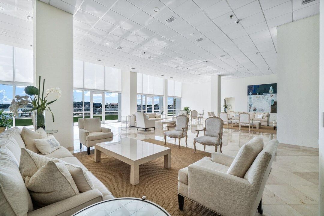 En Renta: $13,500 (3 camas, 2 baños, 2109 Pies cuadrados)