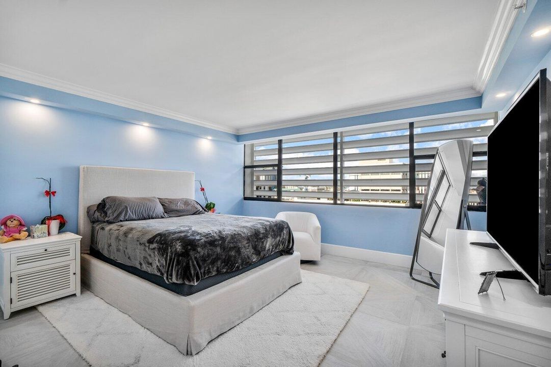 En Renta: $13,500 (3 camas, 2 baños, 2109 Pies cuadrados)