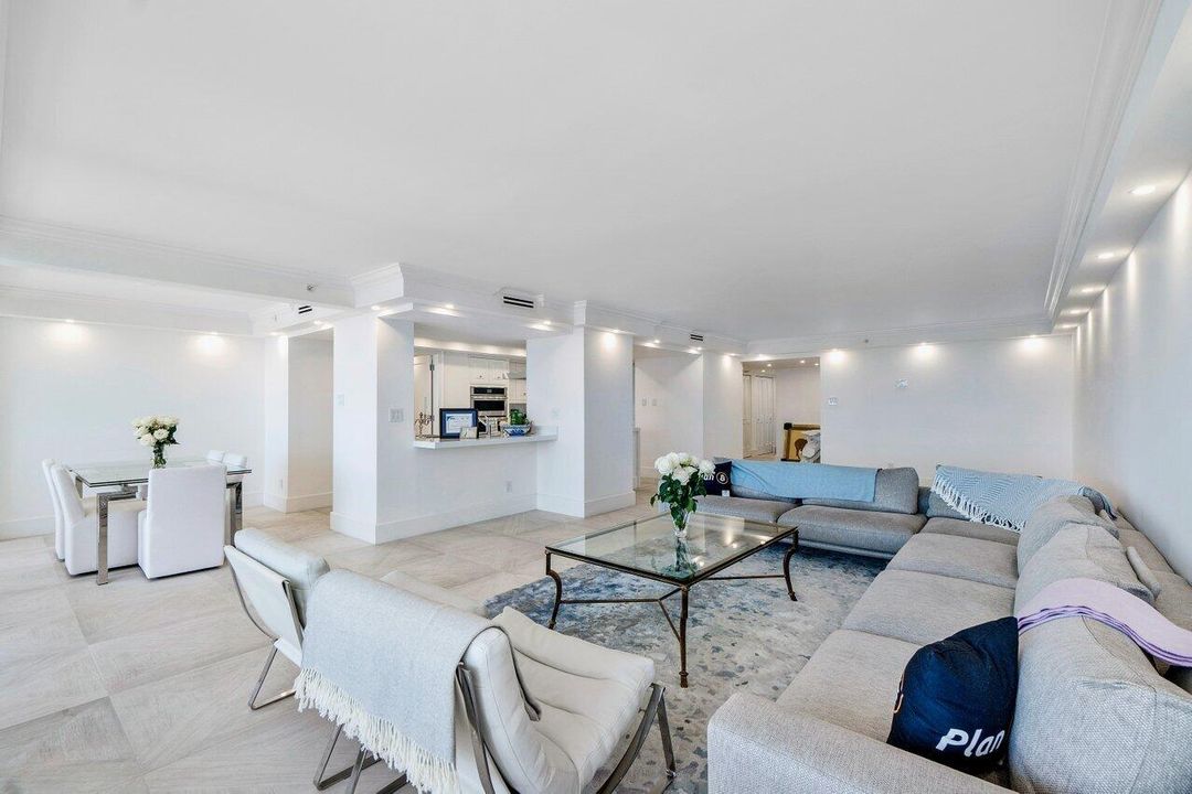 En Renta: $13,500 (3 camas, 2 baños, 2109 Pies cuadrados)