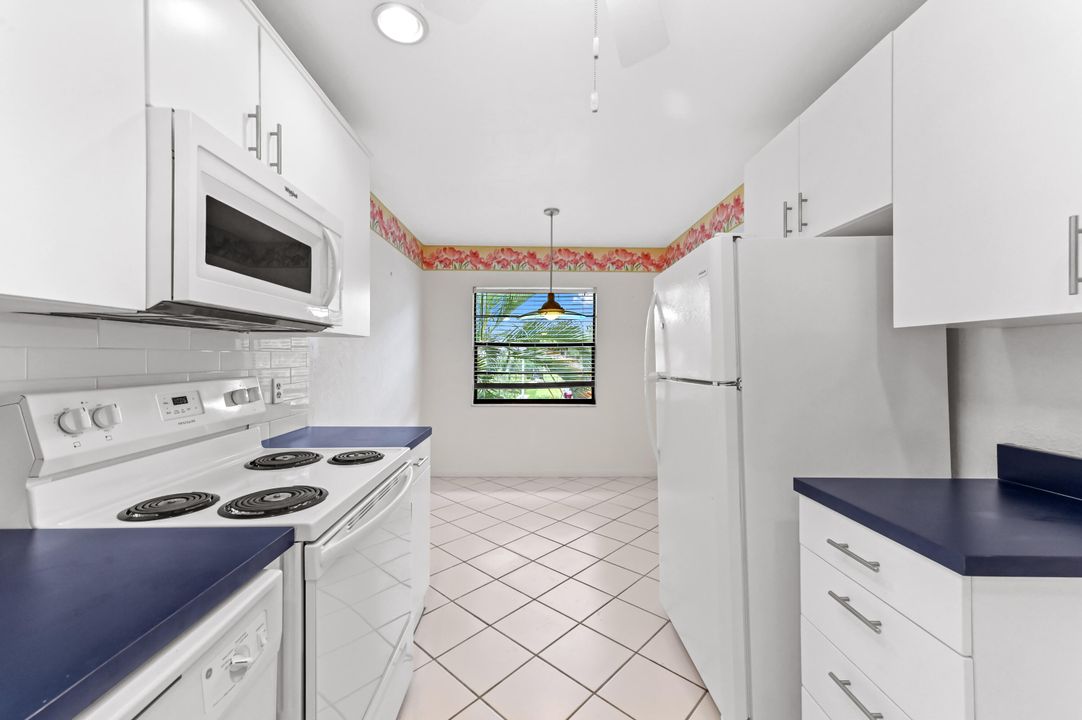 For Sale: $50,000 (2 beds, 2 baths, 1383 Square Feet)