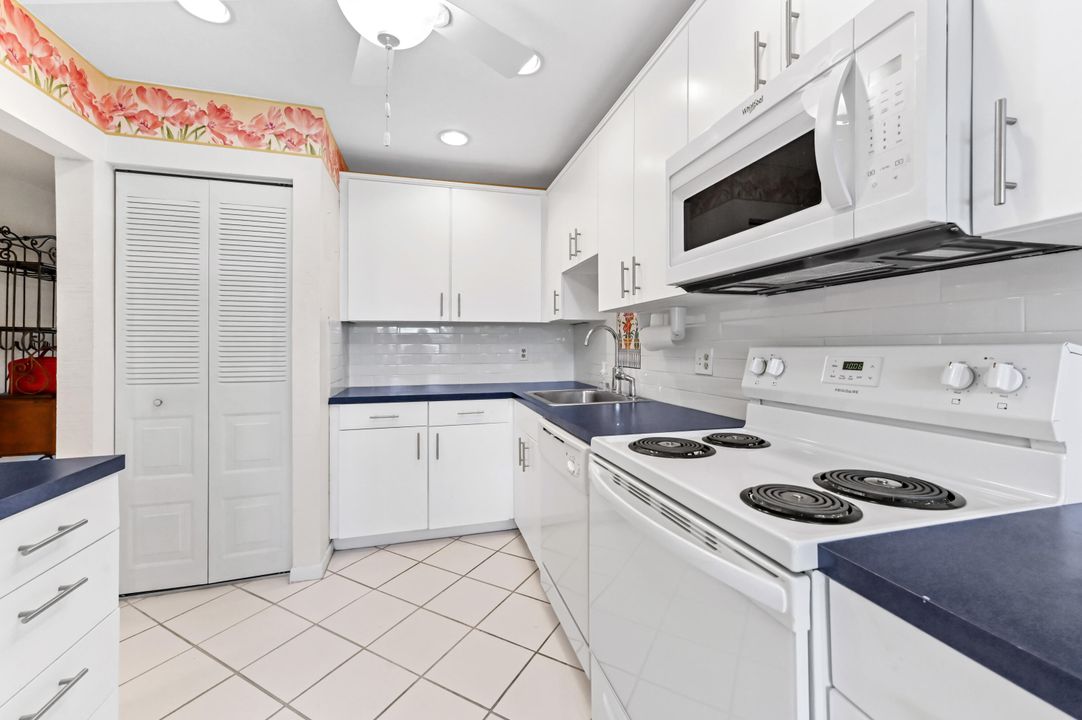 For Sale: $50,000 (2 beds, 2 baths, 1383 Square Feet)