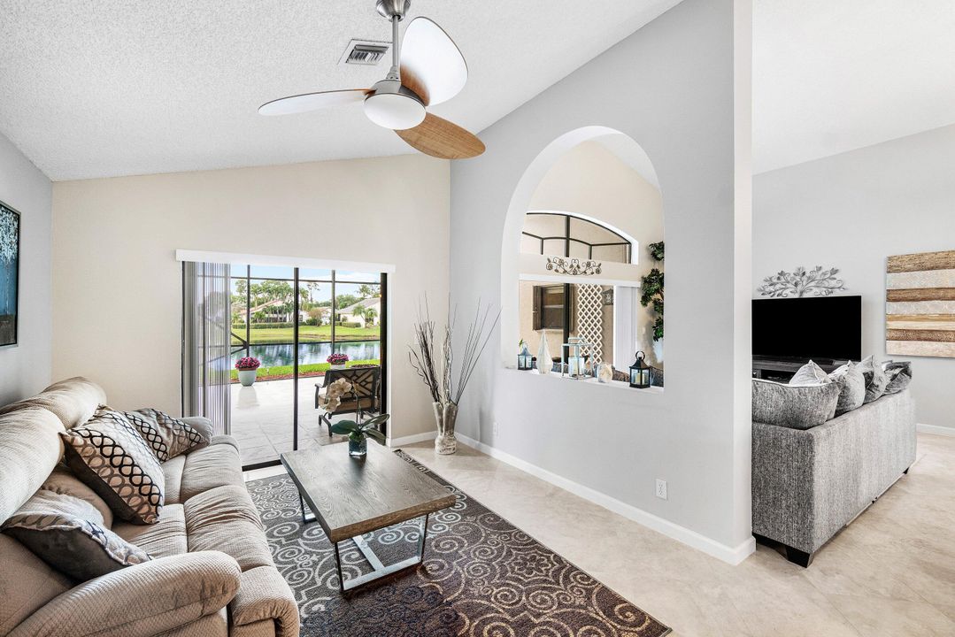 For Sale: $549,900 (3 beds, 2 baths, 1874 Square Feet)