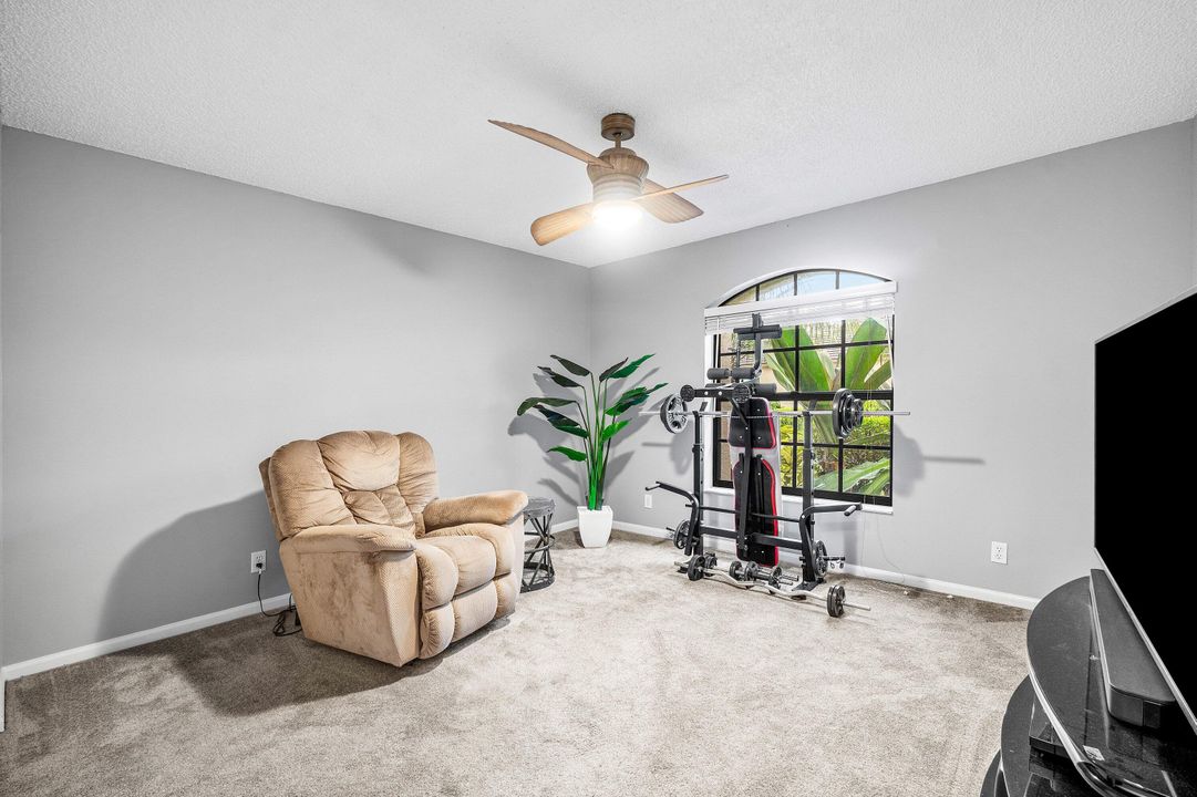 For Sale: $549,900 (3 beds, 2 baths, 1874 Square Feet)