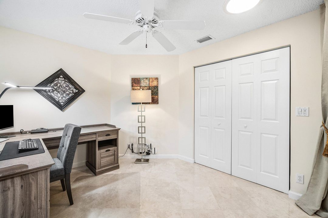 For Sale: $549,900 (3 beds, 2 baths, 1874 Square Feet)