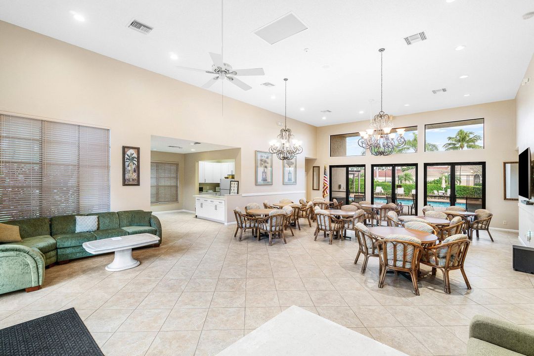 For Sale: $549,900 (3 beds, 2 baths, 1874 Square Feet)